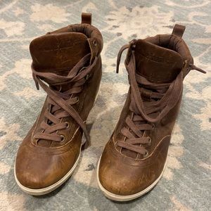 Timberland women’s 6.5 shoes